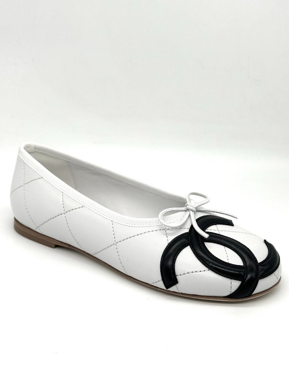 CHANEL 26M Coco Beach Lambskin Leather CC Cambon Bow Ballerina Ballet Flats - Picture 15 of 15